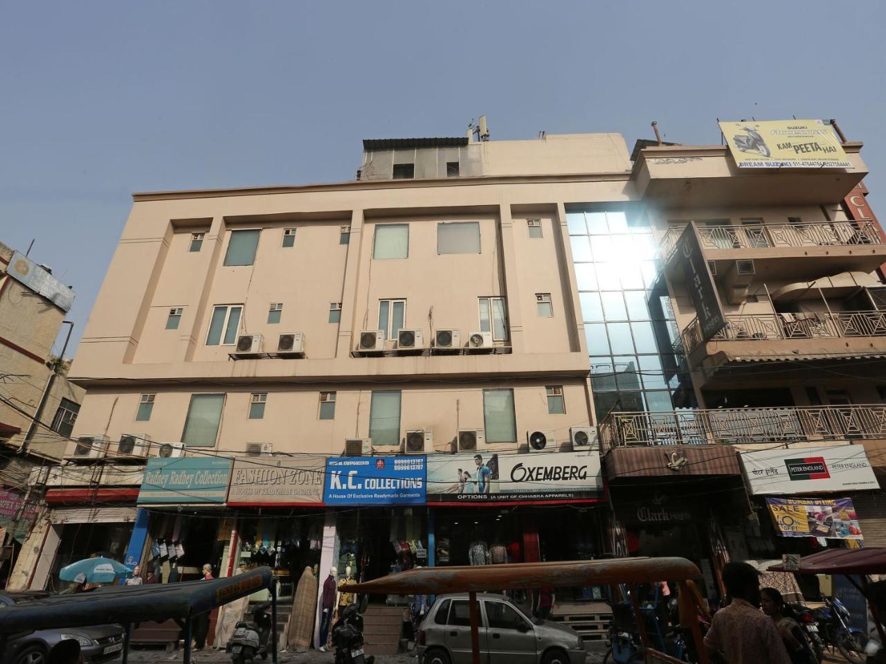 Hotel Clark Heights Nowe Delhi Zewnętrze zdjęcie