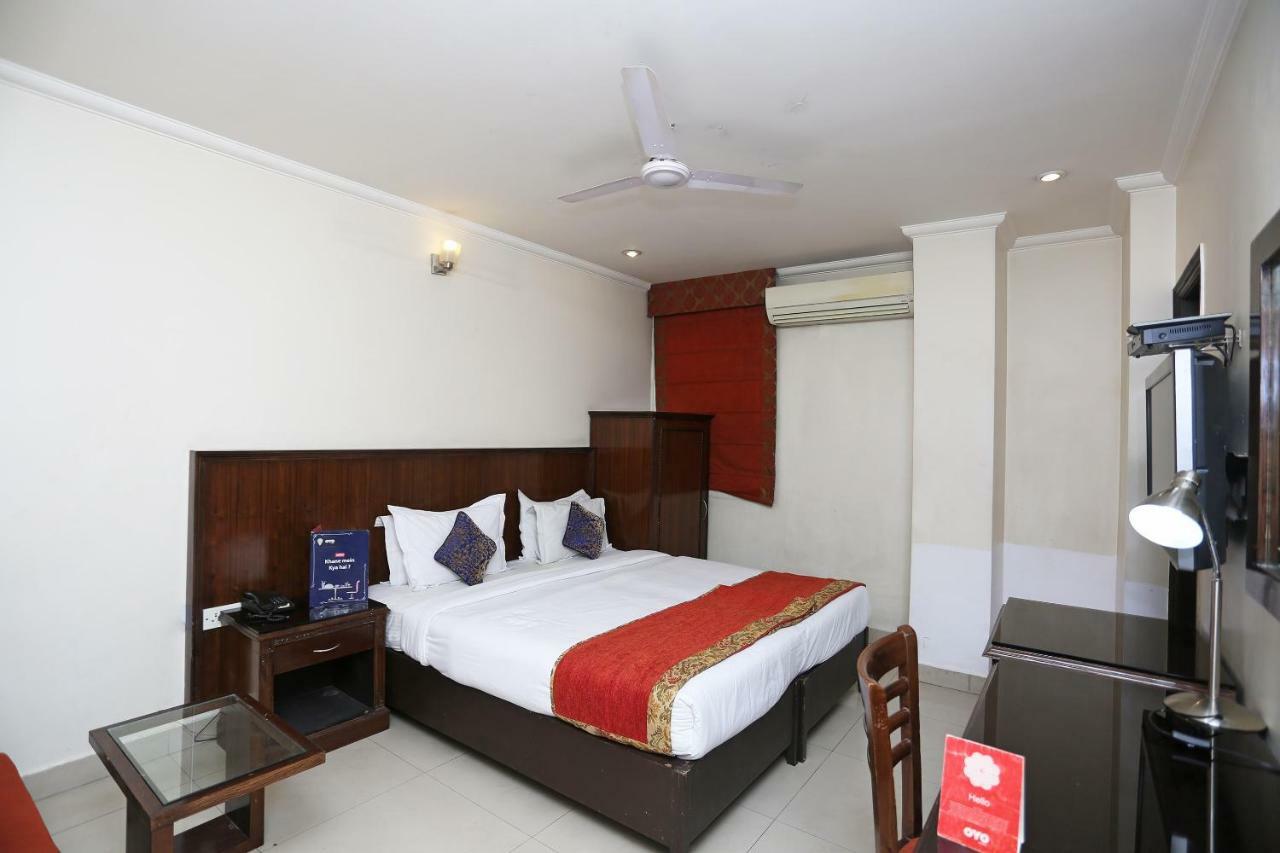 Hotel Clark Heights Nowe Delhi Zewnętrze zdjęcie