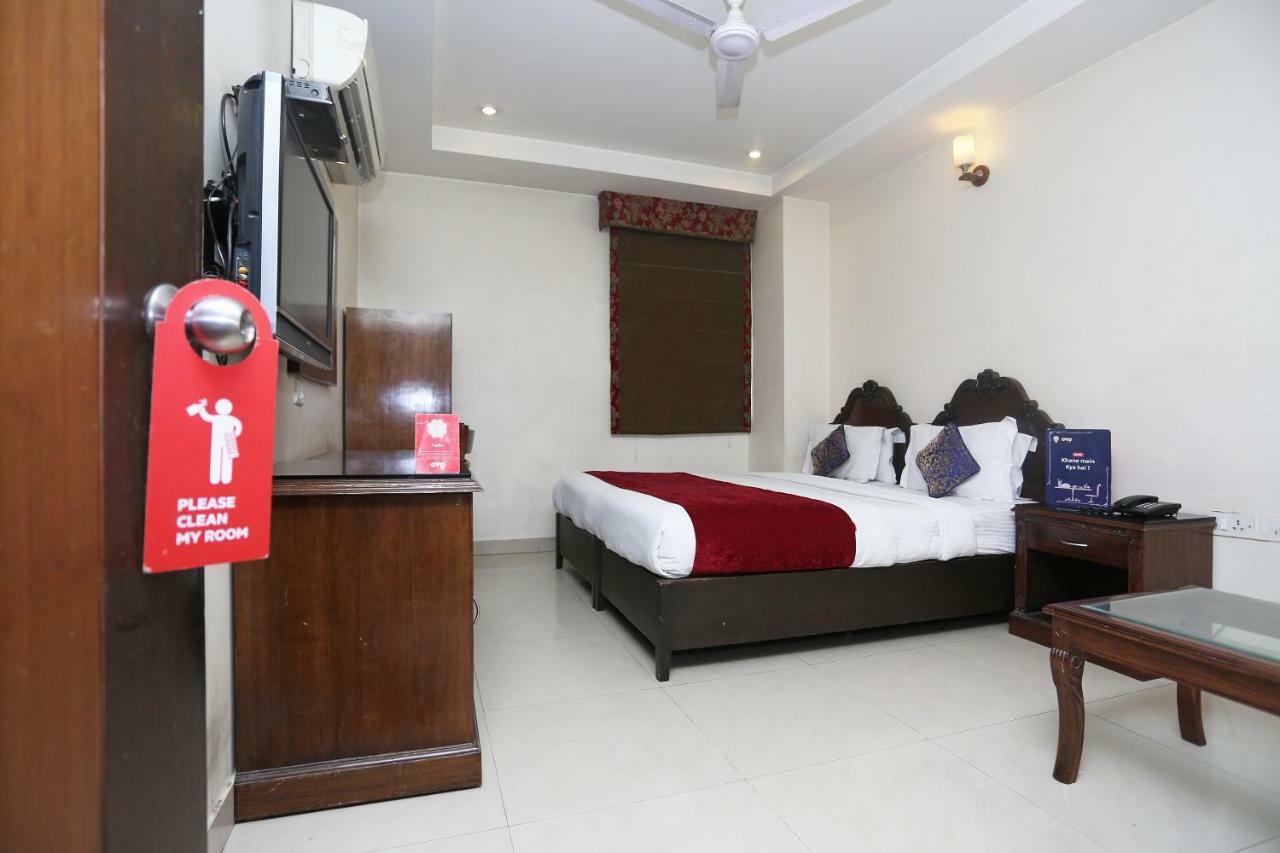 Hotel Clark Heights Nowe Delhi Zewnętrze zdjęcie
